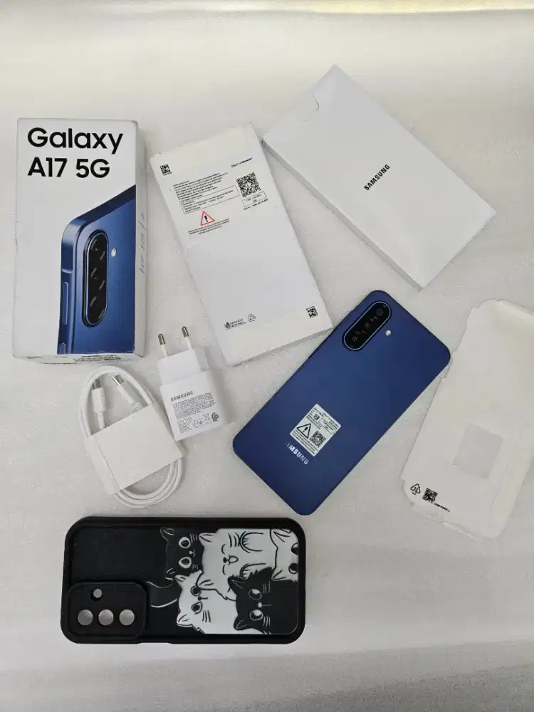 samsung galaxy A17 5G 8/256gb istimewa