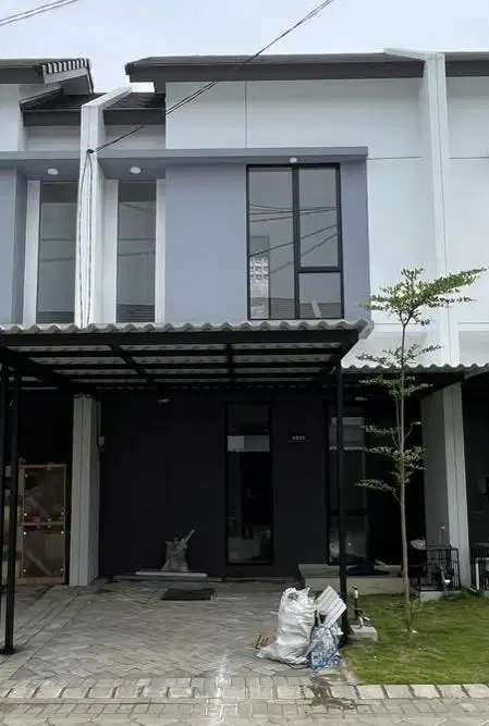 Disewakan Rumah Park Sunrise Surabaya