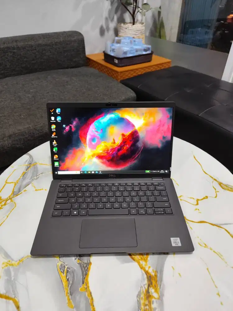 Laptop Bisnis Stylist Dell Latitude core i5 gen 10 RAM 16gb SSD 256GB