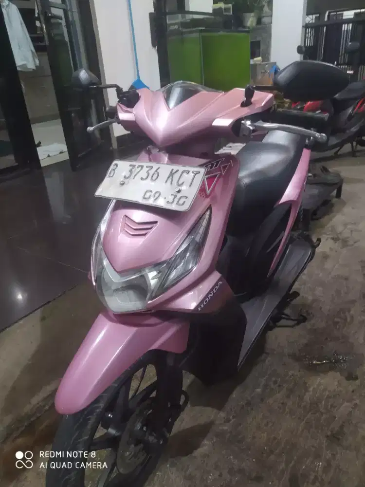 HONDA BEAT KARBU TH 2011 MULUS ORISINIL PAJAK PANJANG