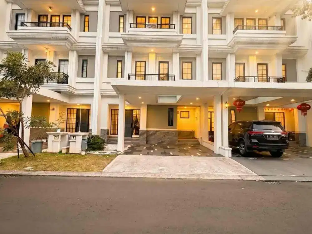 JUAL RUGI RUMAH 3 LANTAI SEMIFURNISHED SUTERA WINONA - ALAM SUTERA, DEKAT EXIT TOL KUNCIRAN !!