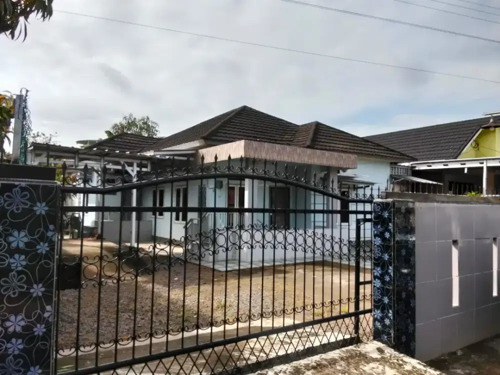 Di Jual Cepat Rumah Minimalis Halaman Luas