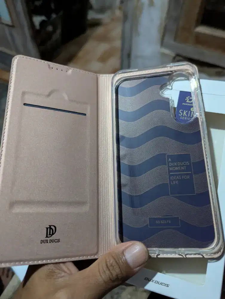flipcase Dux Ducis premium buat samsung S23 FE