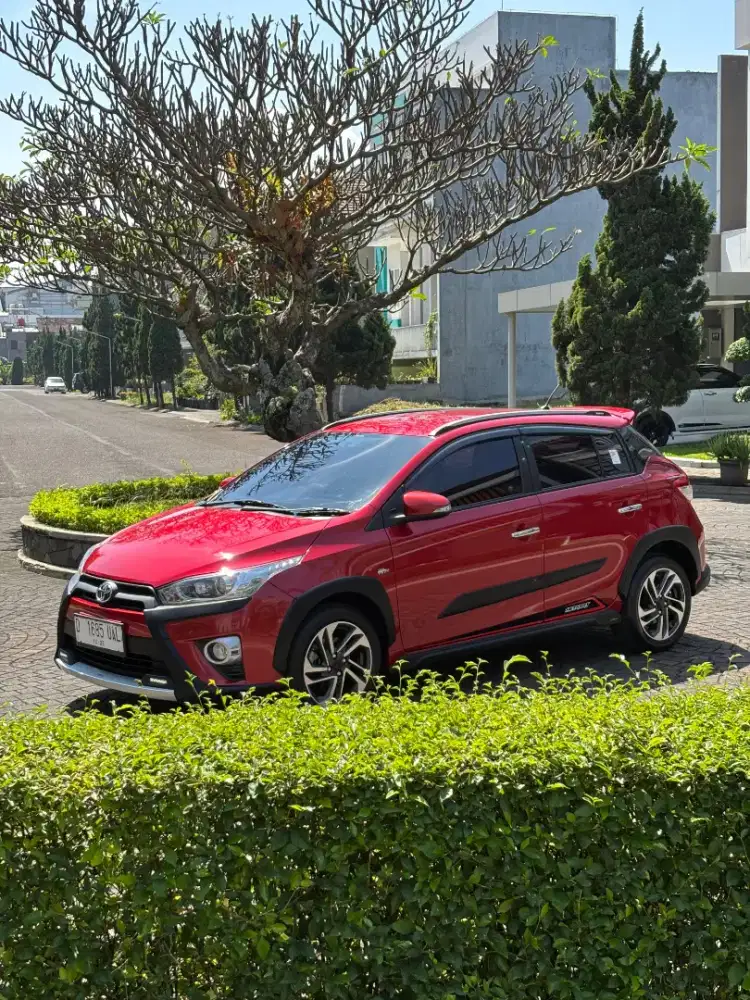 KM 32.000!! Yaris S TRD Heykers 2017 AT