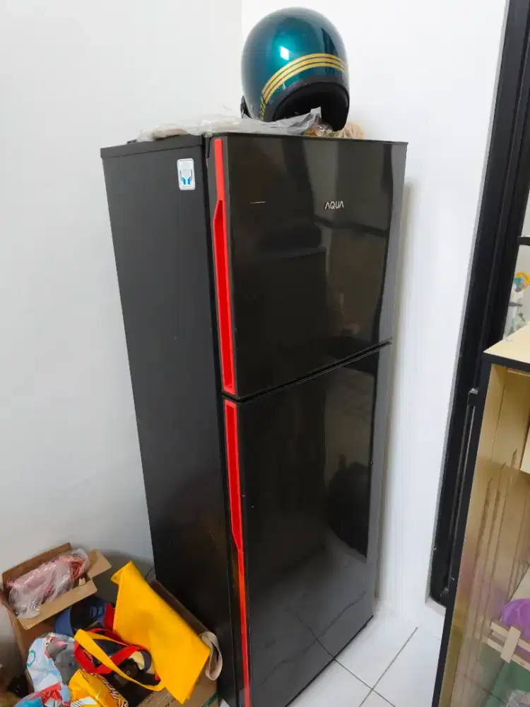 Kulkas AQUA 2 pintu
