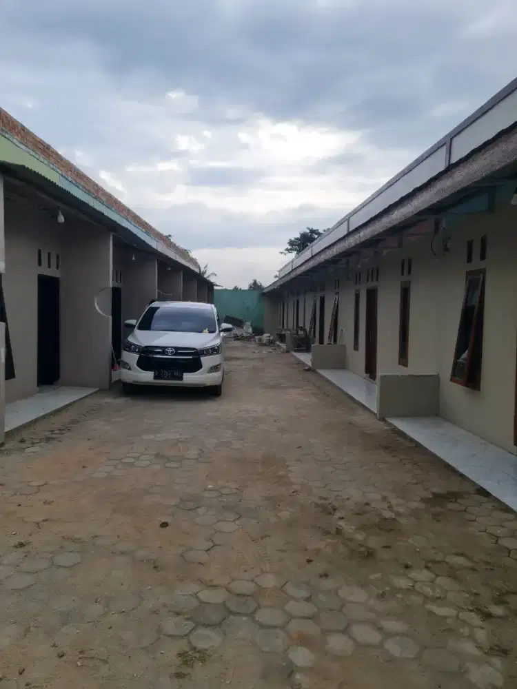 Di jual bangunan 20 kontrakan