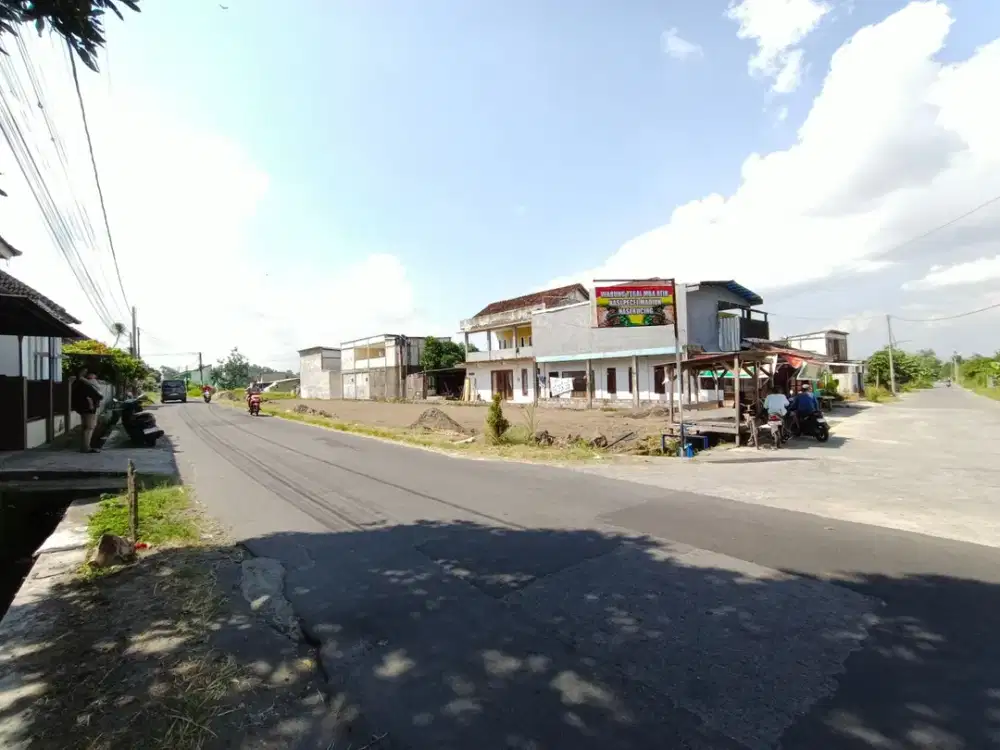 Tanah Maguwoharjo Pinggir Jalan Raya Cocok buat Kost dan homestay