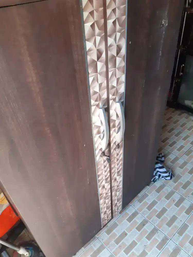 Dijual Lemari pakaian