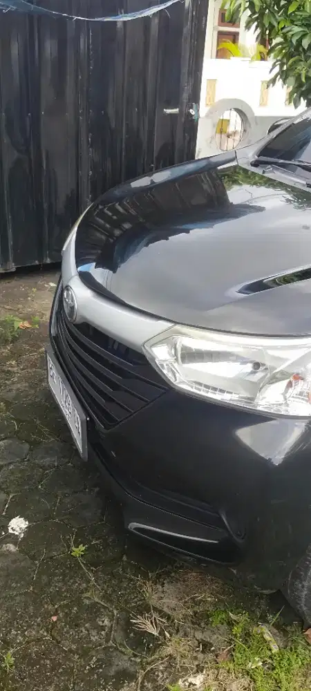 toyota avanza tipe E 2017