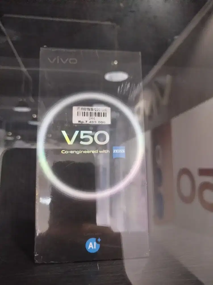 Vivo v50 12 512