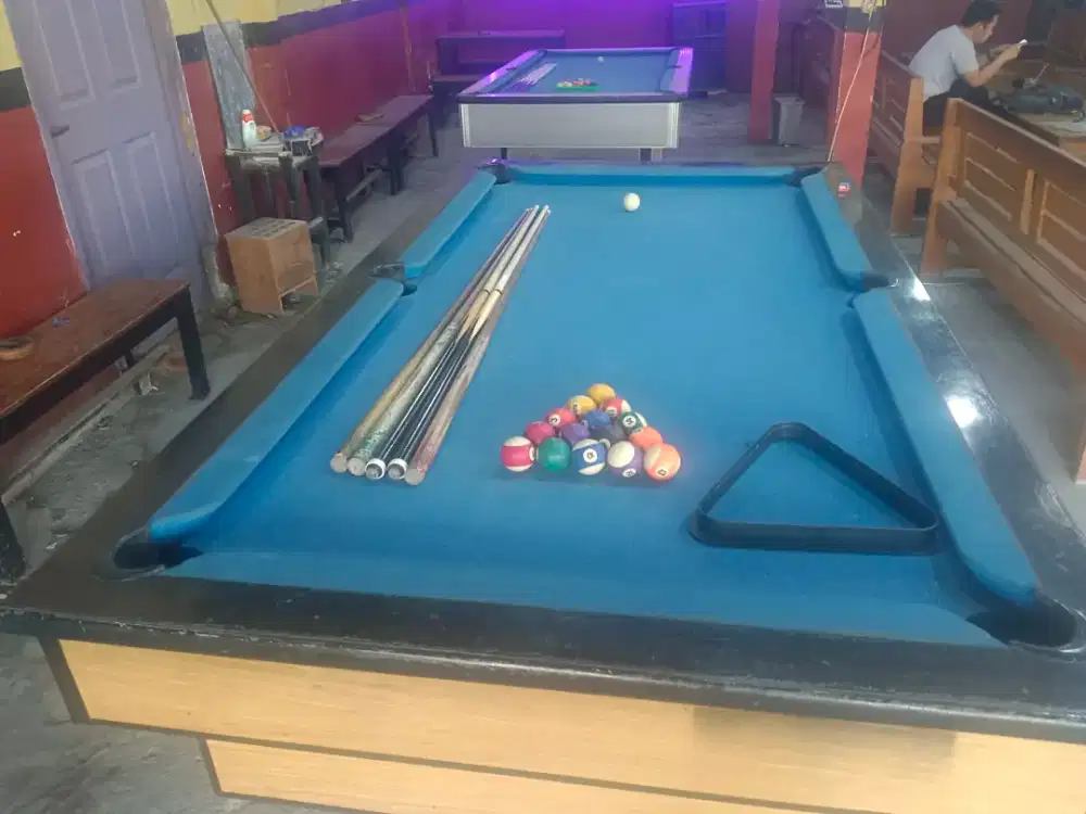 Di jual borongan 2 meja billiard