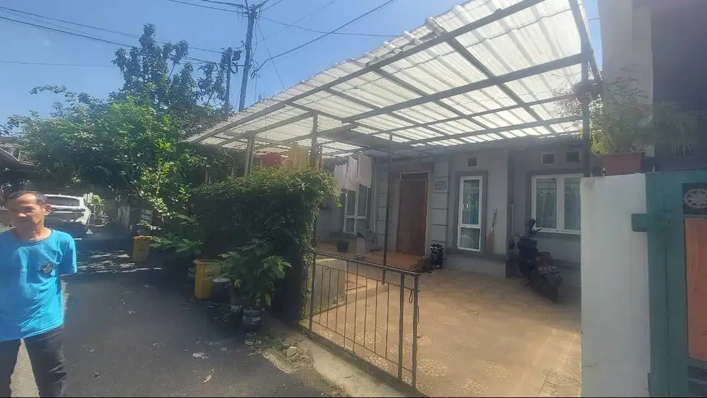 Rumah Dikontrakan Taman Rembrandt R4 Dekat Mal Ciputra Citra Raya