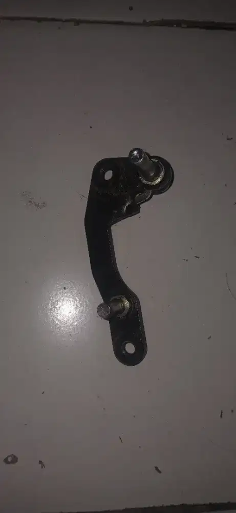 Bracket Kaliper Rem Cakram Depan Ori Copotan Beat Eco K81