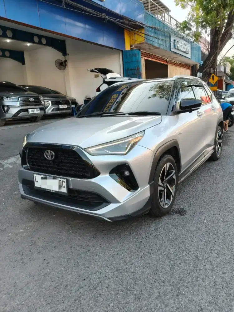 Toyota Yaris Cross GR TSS Two Tone 2024 Matic Silver Mulus
