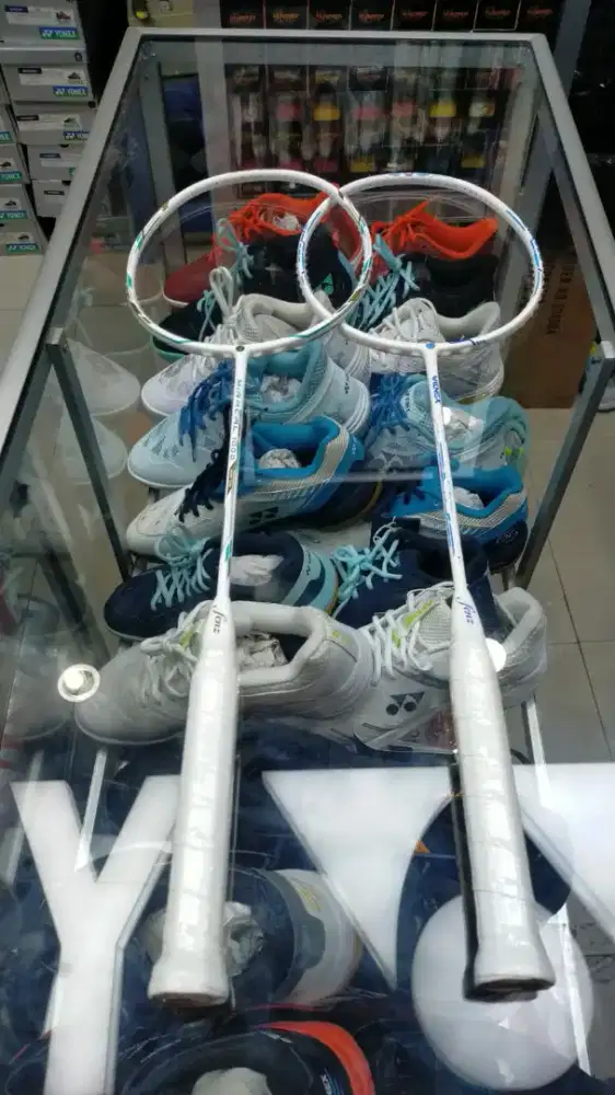 Raket blm pernah terpakai 35rb