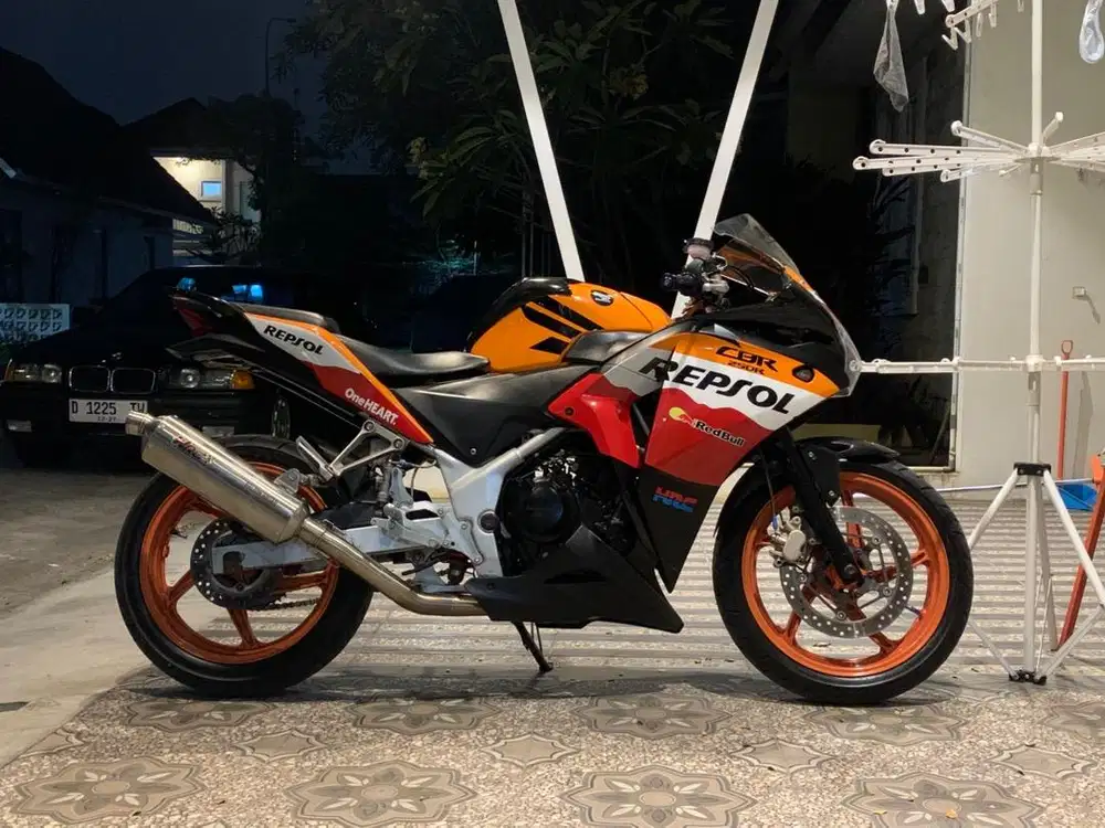 CBR 250r KYJ (CBU) 2013