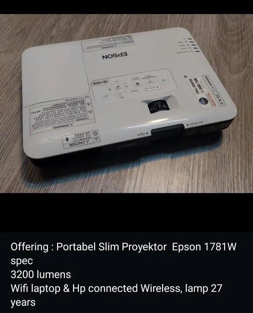 Proyektor Epson EB 1781W