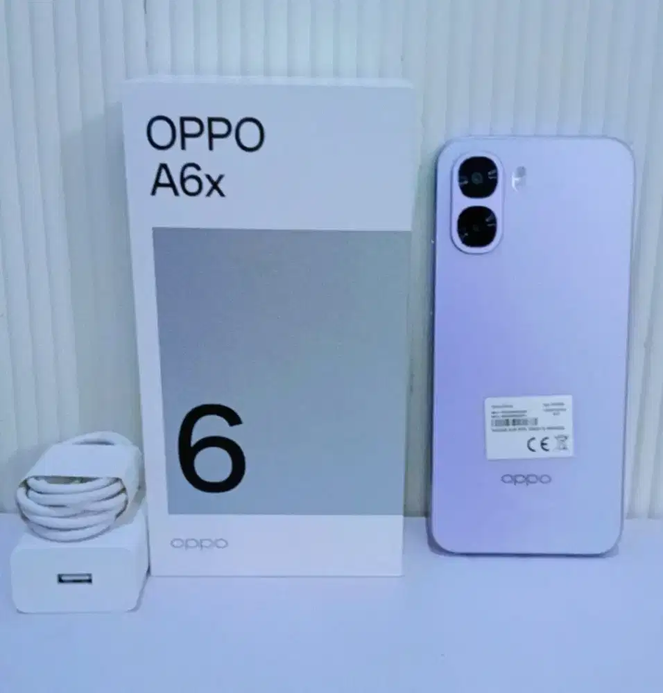 Oppo A6x ram 4+8 rom 64.