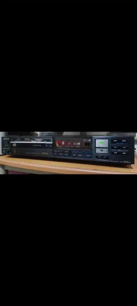 Cd player Sony CDP 302ES (edisi spesial)