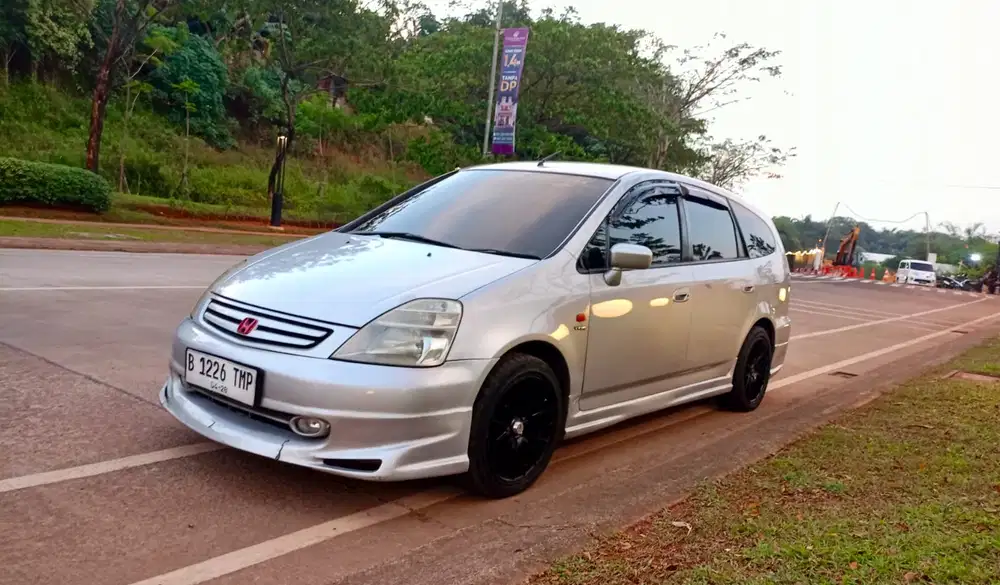 Honda Stream 2002 Bensin