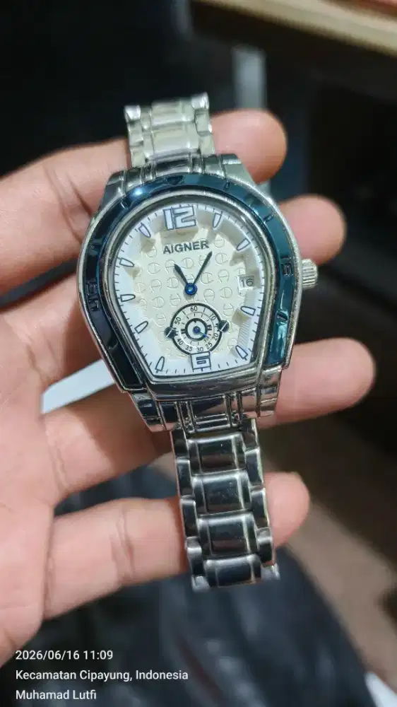 Aigner kondisi mulus