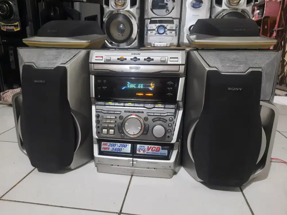 Audio compo sony vx8