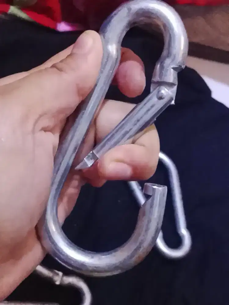 Carabiner bekas berkualitas