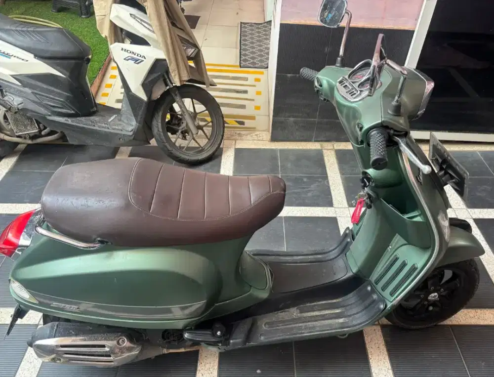 vespa 125 i - get