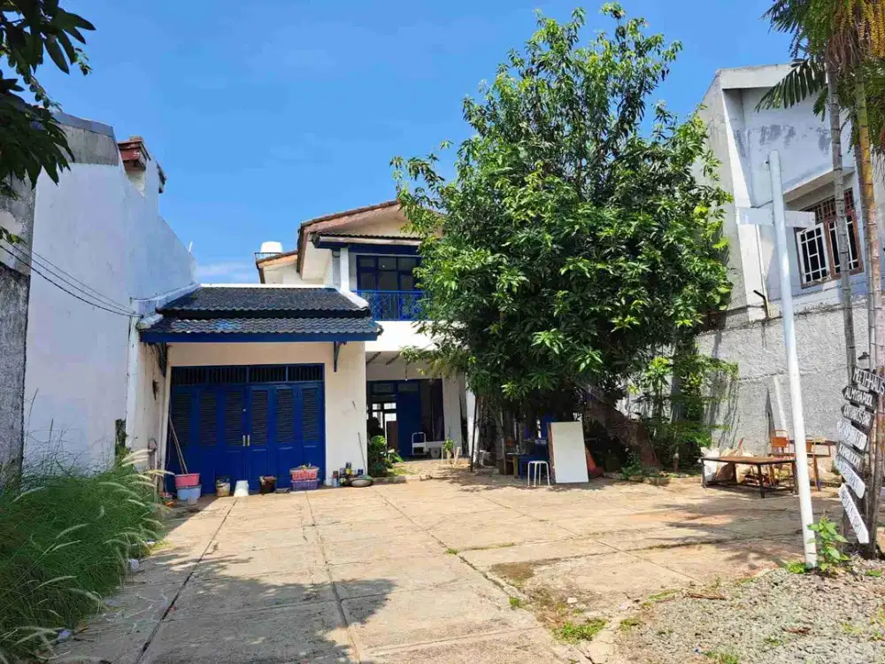Jual dan disewakan Rumah Dicinere Depok Dengan luas Tanah 835m lokasi Strategis Bisa Nego