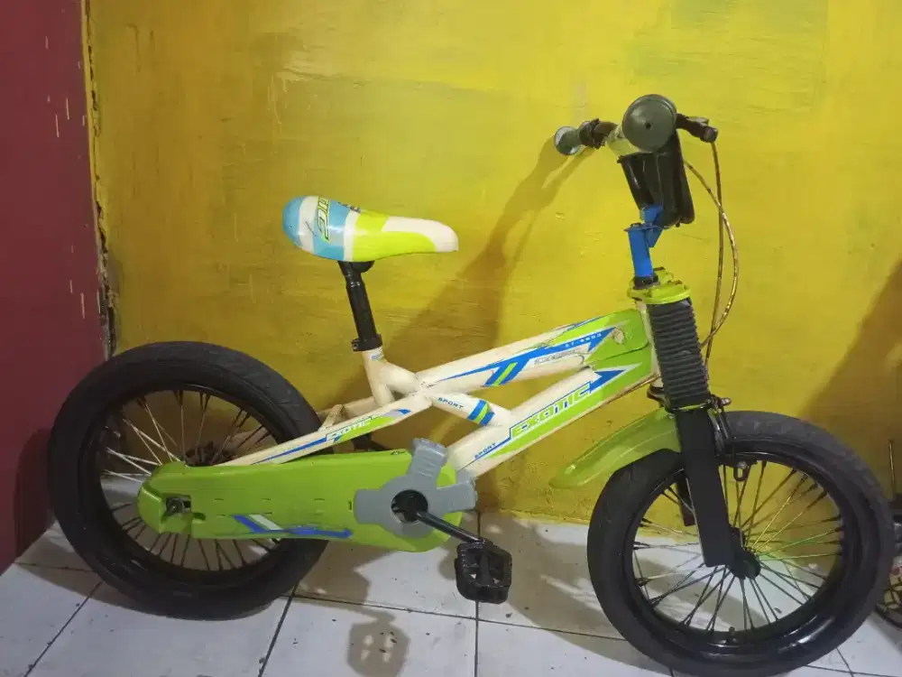 SEPEDA ANAK COWOK UKURAN 16 PLUS RODA BANTU (BAN JUMBO) KOKOH