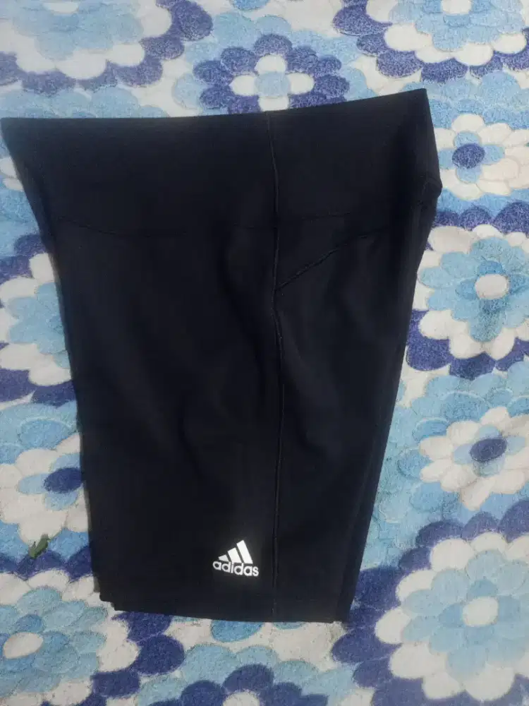 Legging Adidas Hitam Sz L