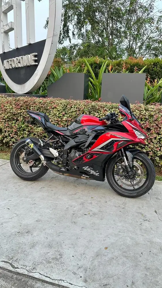 ZX25R ABS persimmon red! Like new mulus ZX NINJA
