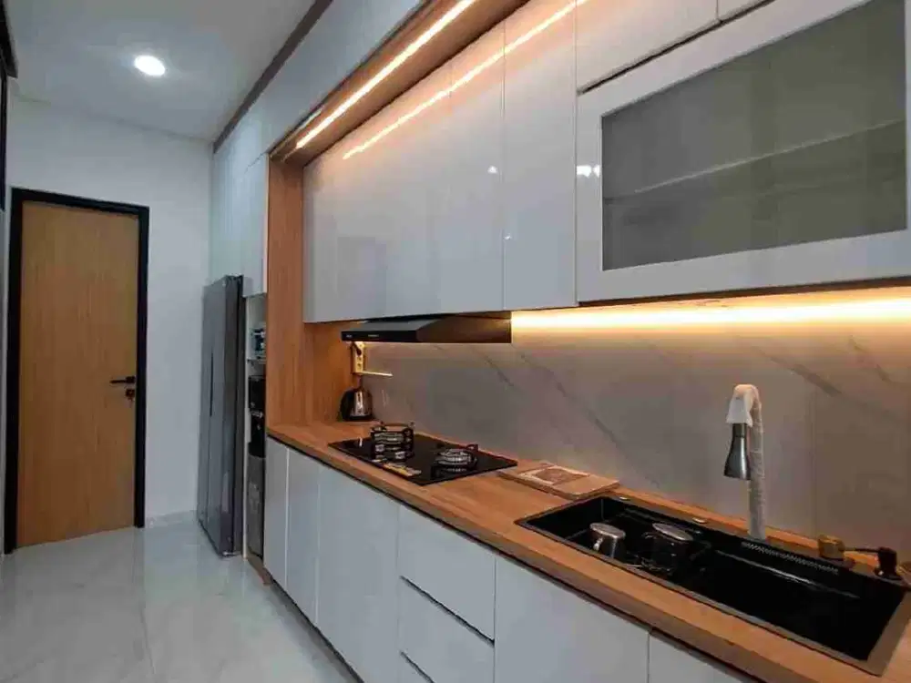 Rumah baru cantik di Bintaro sektor 4