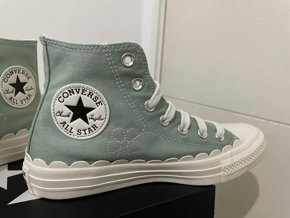 [BNIB] CONVERSE CTAS WOMEN’S SNEAKERS - THYME AGAIN SIZE 38