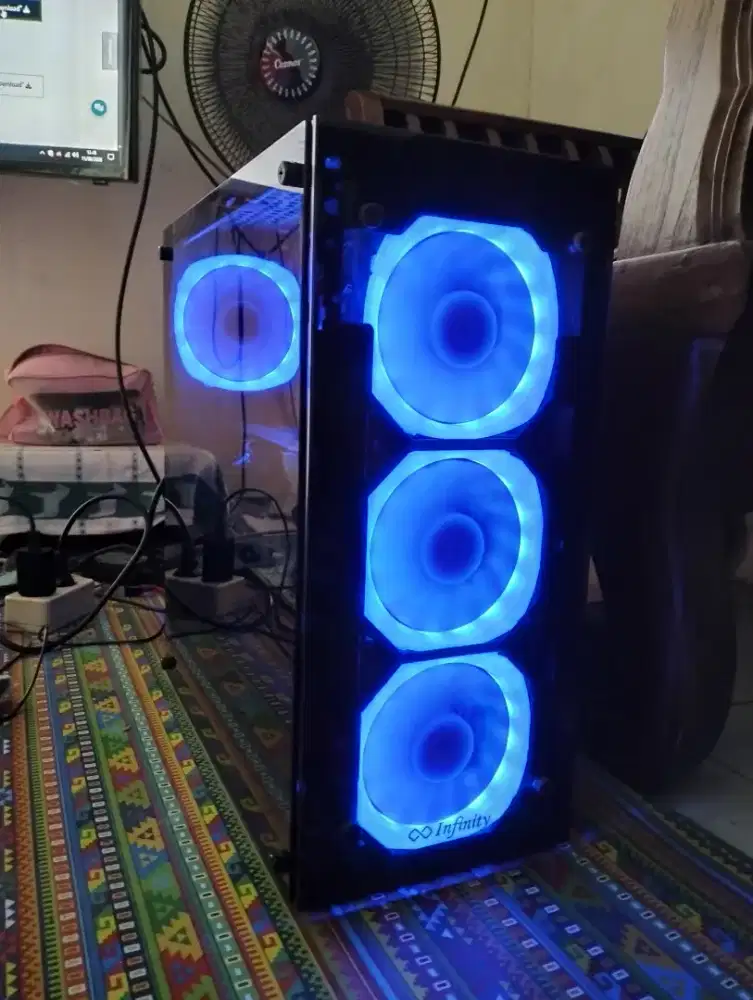 PC i3 Gen 6 + R7 240 2GB Lancar Photoshop, Corel, Valorant, Roblox