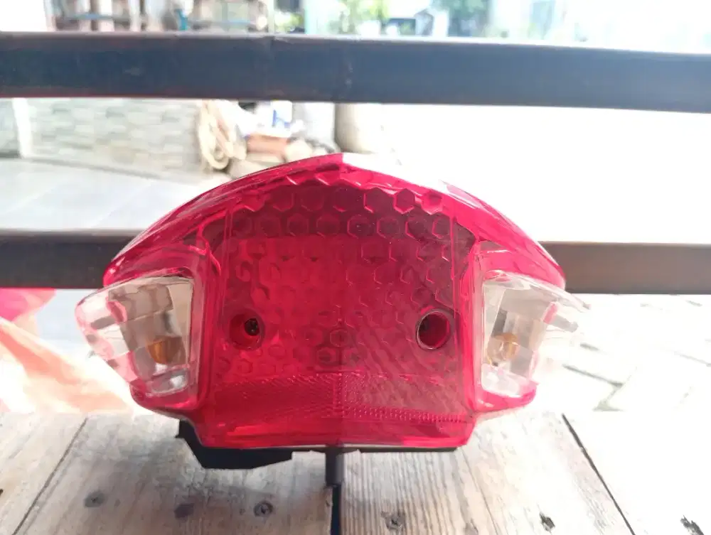 Lampu belakang Supra Fit New (jumbo)