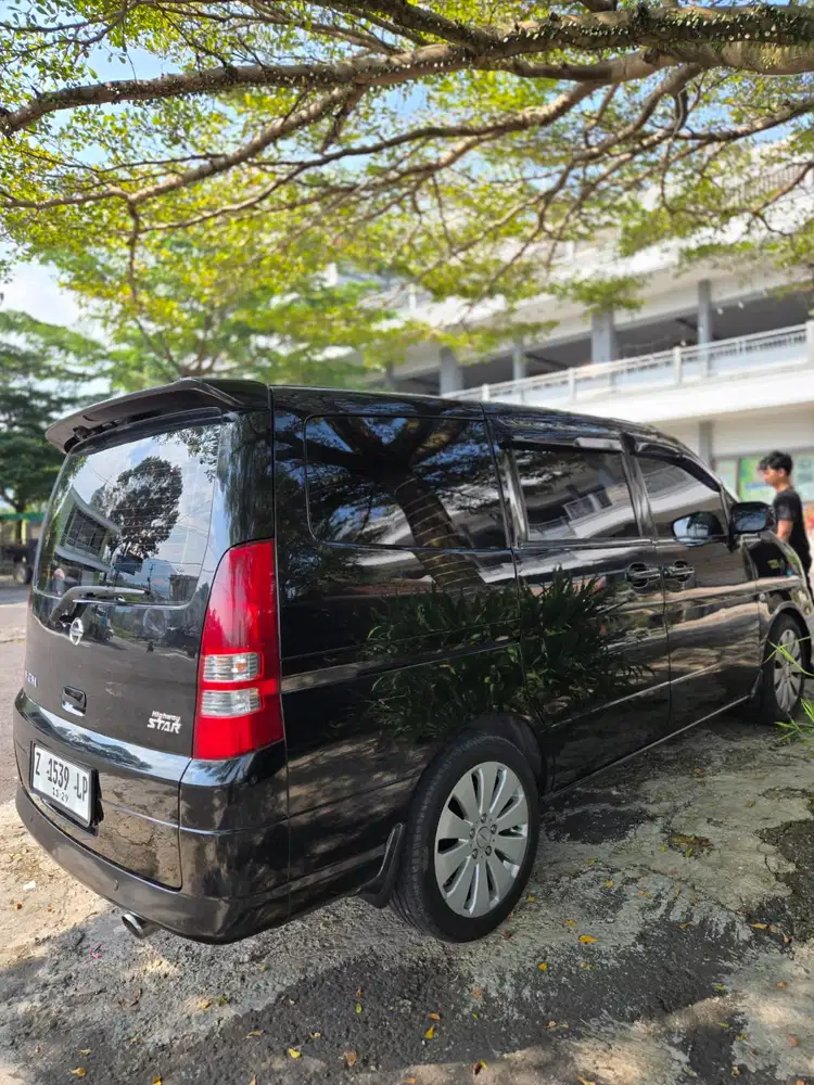 Nissan Serena 2008 Bensin