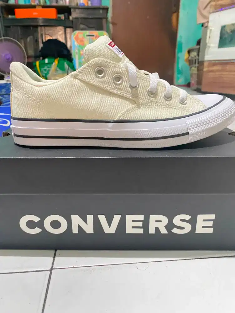 Converse Chuck Taylor All Star Malden Street Low