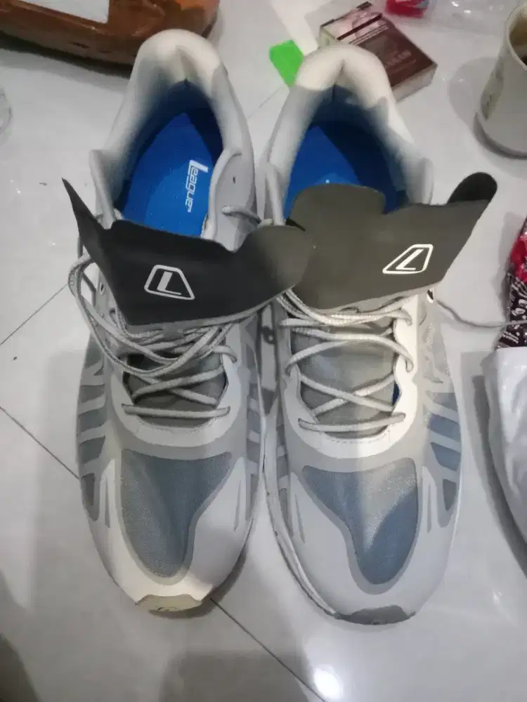 Sepatu league original