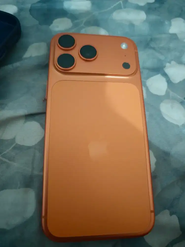 Iphone 17 Pro Max 256GB Cosmic Orange Resmi