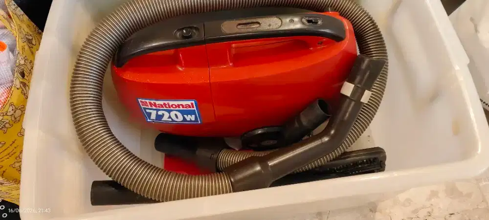 Vacuum Cleaner National 720W Original – Masih Normal