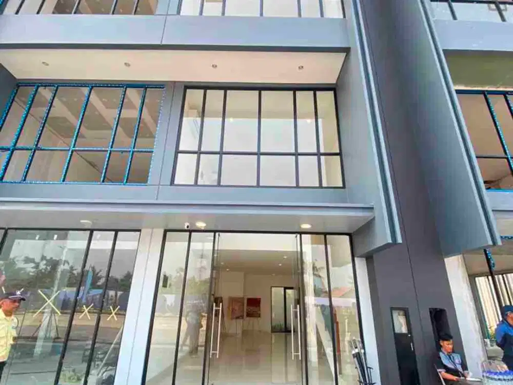 Dijual Ruko 3 Lantai Brand New Dekat Bandara Potensi Cuan di Jalan Boulevard Utama