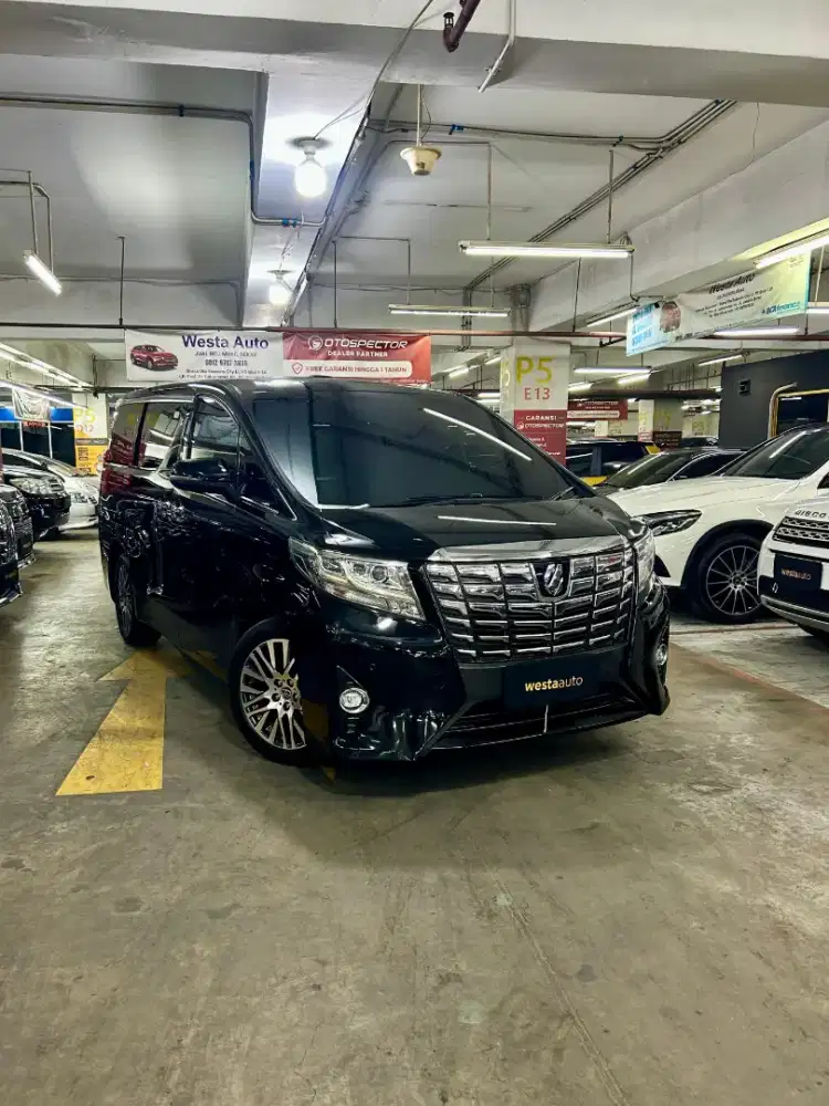 Toyota Alphard 3.5 Q Excecutive Lounge 2017 Like New 2016 LM350