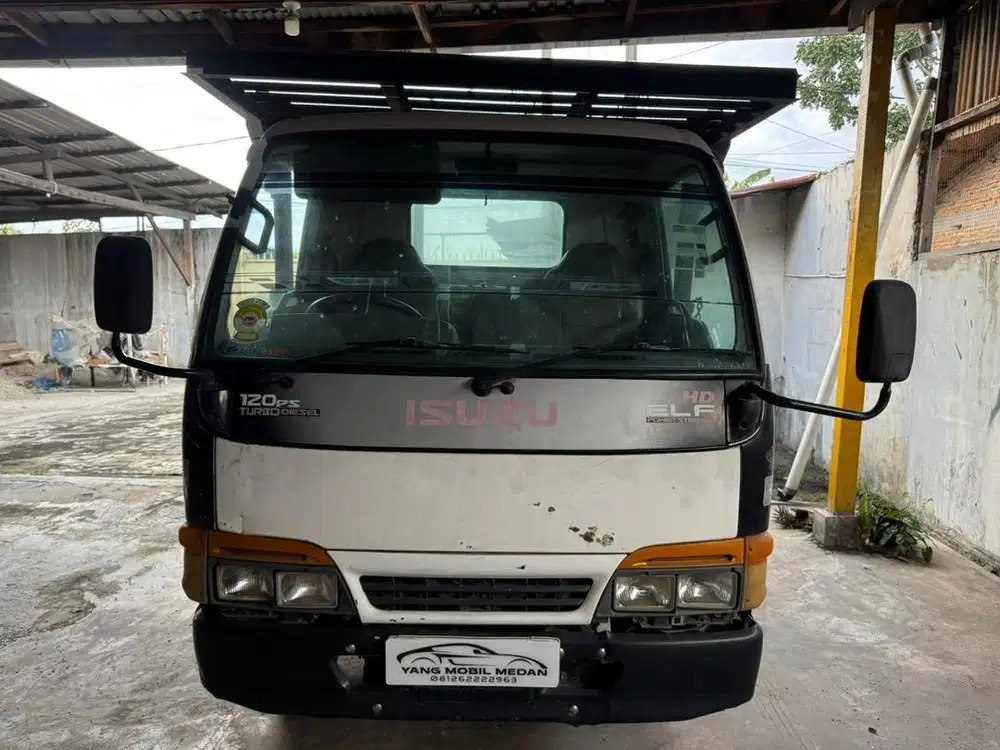 Isuzu Elf NKR71 PS120 E2 HD Flat Bed 2008