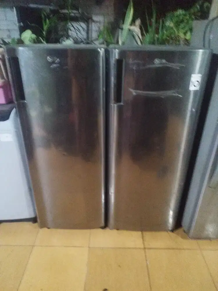 Friser LG 6rak masih ori
