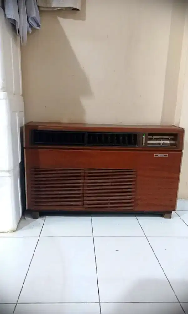 AC DAIKIN Console era 80an Vintage Antik Berfungsi