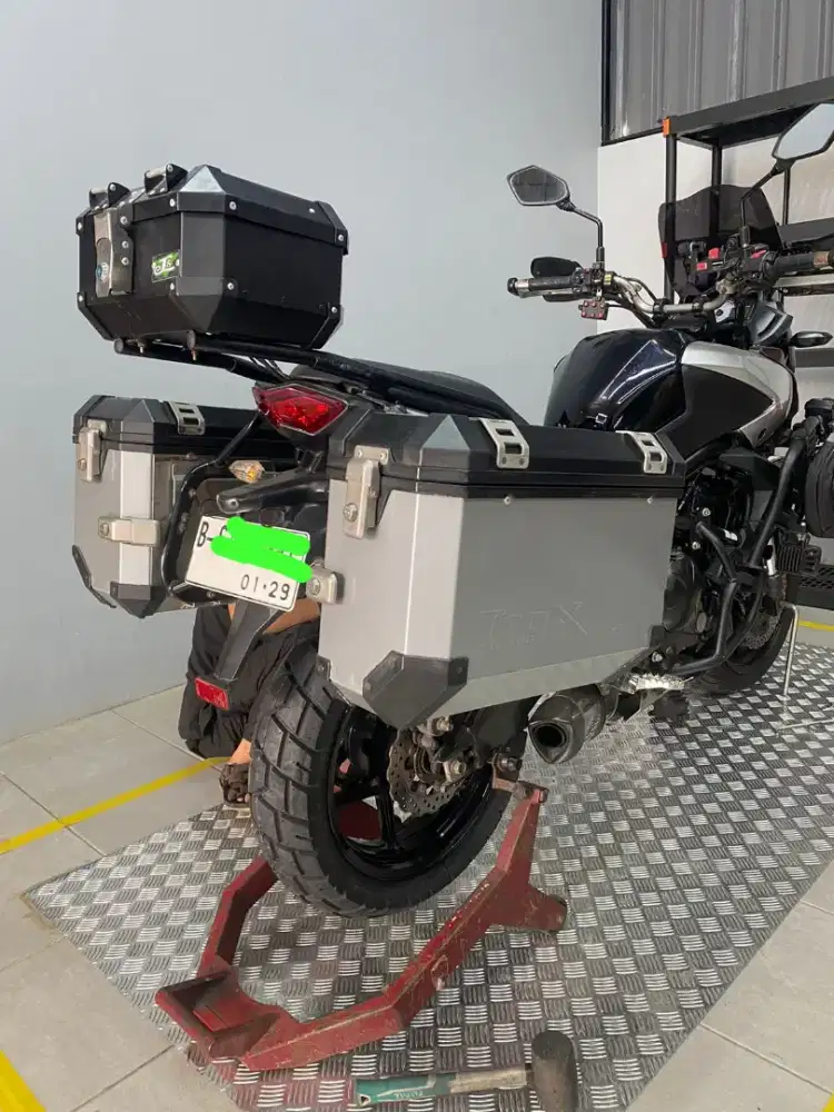 Kawasaki Versys 650 CC nik 2013 full paper
