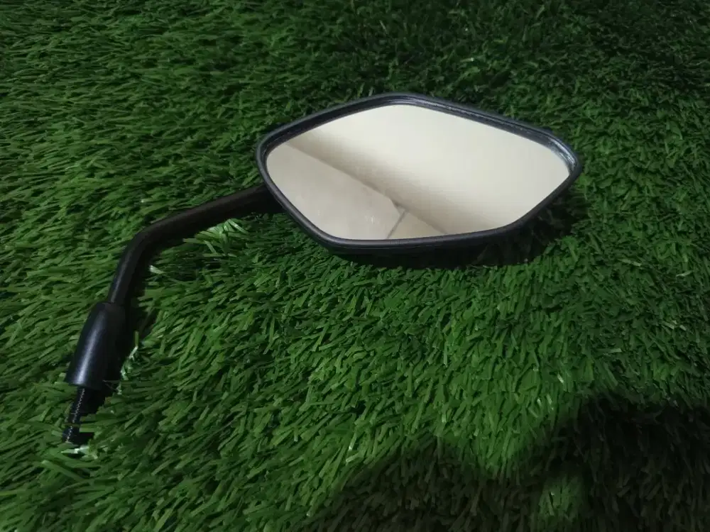 Spion Honda beat deluxe gen 2 ( hanya sebelah.kanan aja )