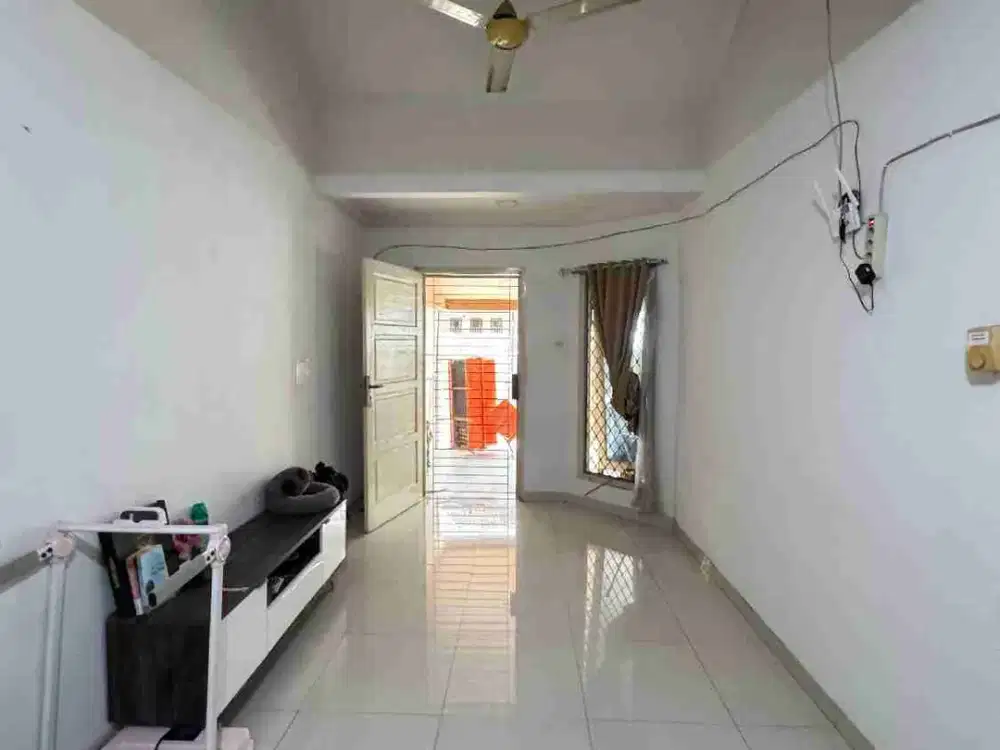 disewakan rumah  sunter danau 2 lantai rapi 6 x 14 hanya 67juta/th minat ?