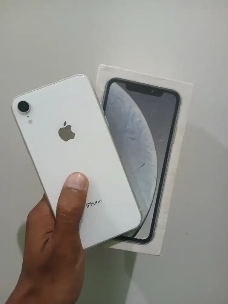 IPhone xr 256 imei permanen